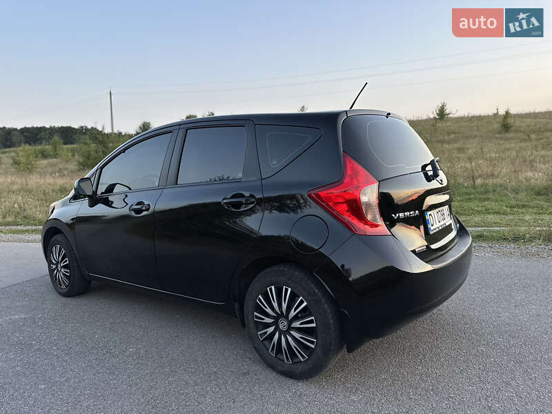 Хэтчбек Nissan Versa Note 2013 в Виннице
