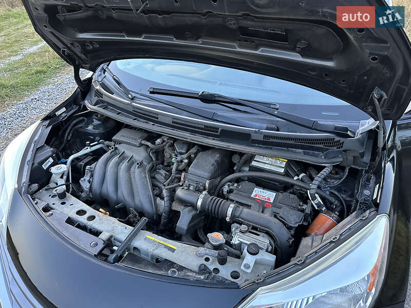 Хэтчбек Nissan Versa Note 2013 в Виннице