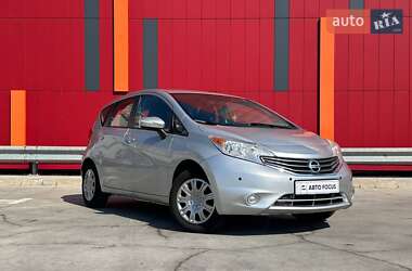 Хэтчбек Nissan Versa Note 2015 в 