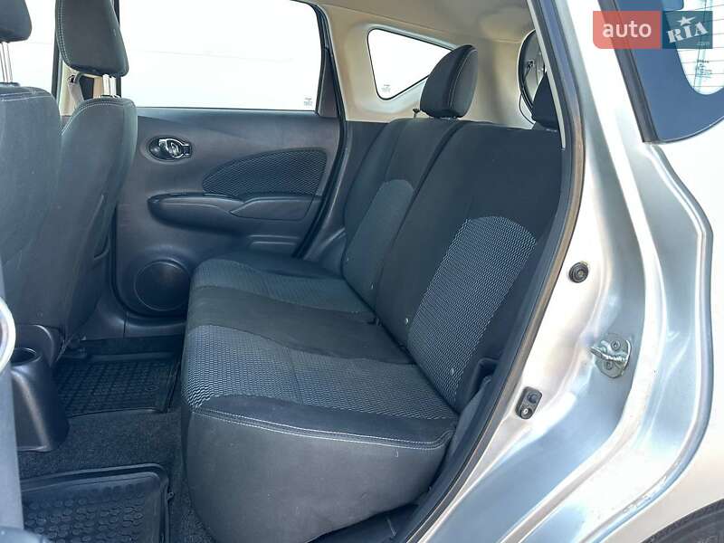 Хэтчбек Nissan Versa Note 2015 в Киеве