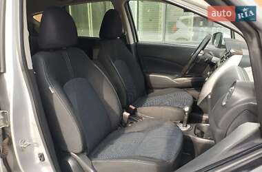Хетчбек Nissan Versa Note 2015 в 