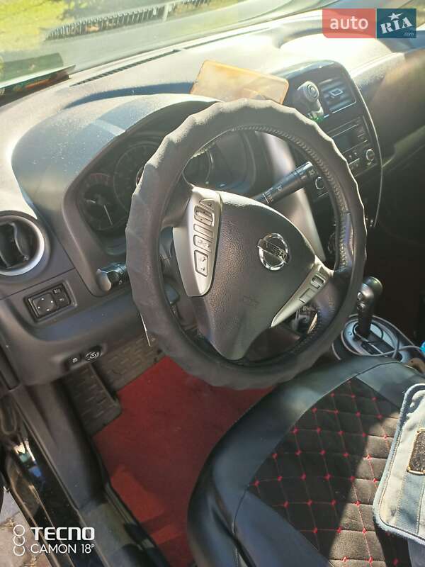 Хетчбек Nissan Versa Note 2015 в Львові