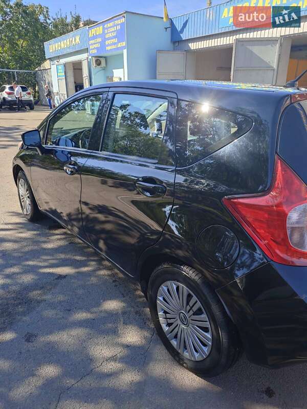 Хэтчбек Nissan Versa Note 2014 в Кривом Роге