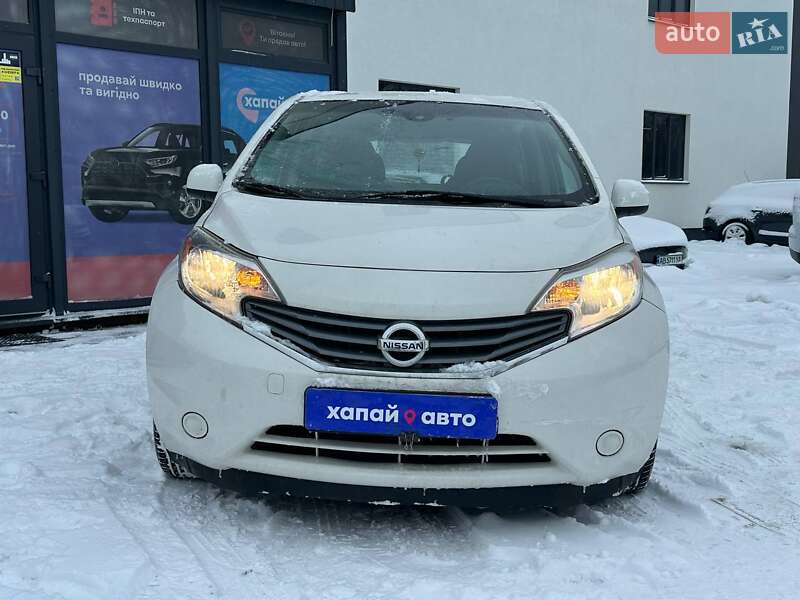 Хетчбек Nissan Versa Note 2013 в Вінниці