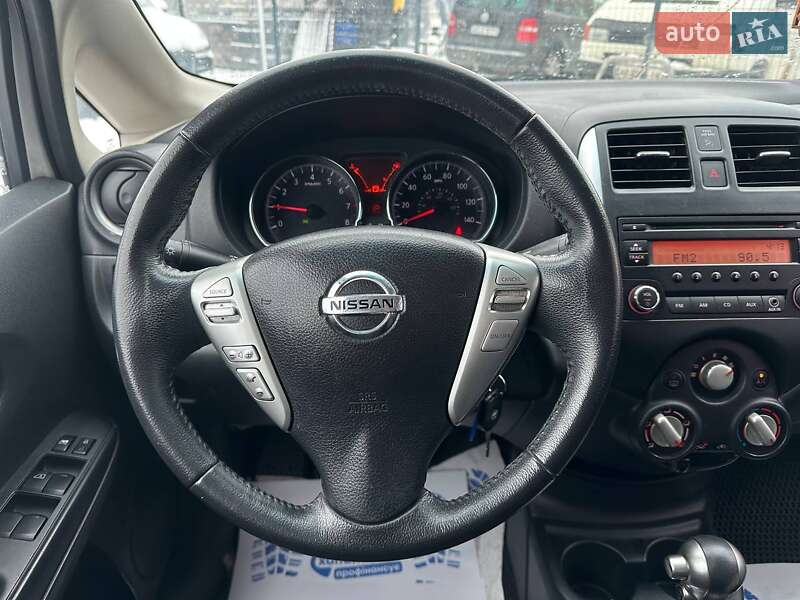 Хетчбек Nissan Versa Note 2013 в Вінниці