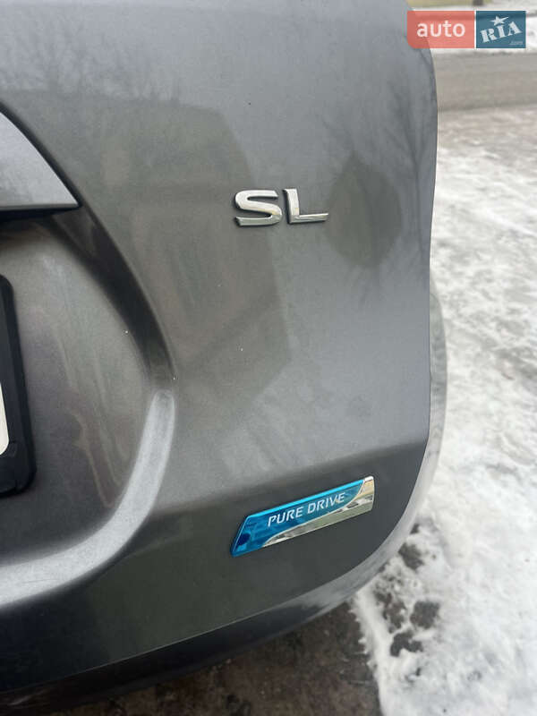 Хетчбек Nissan Versa Note 2016 в Старому Самборі фото 15 Хетчбек Nissan Versa Note 2016 в Старому Самборі