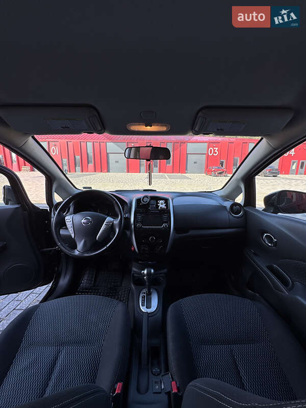 Хэтчбек Nissan Versa Note 2015 в Львове