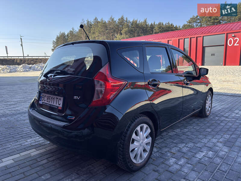 Хэтчбек Nissan Versa Note 2015 в Львове