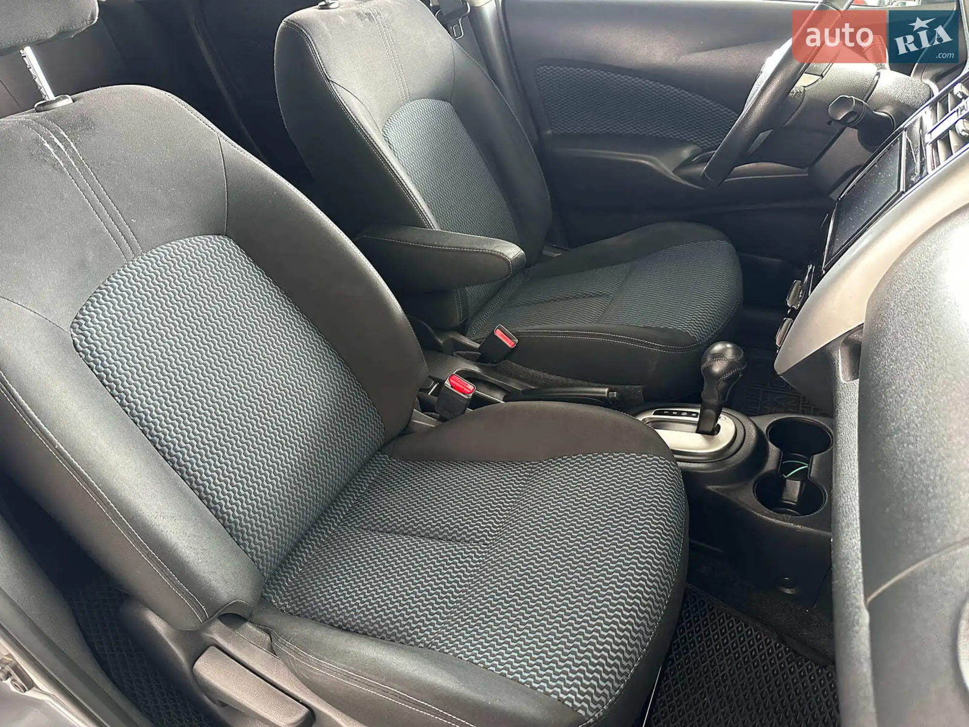 2017 Nissan Versa - мініатюра 7
