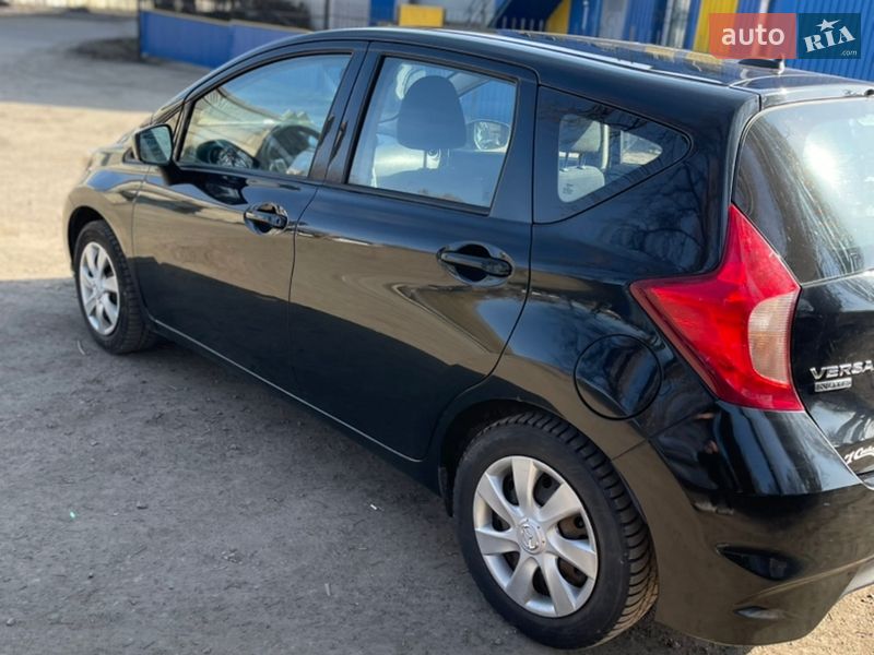 Хэтчбек Nissan Versa Note 2017 в Киеве
