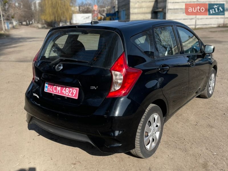 Хэтчбек Nissan Versa Note 2017 в Киеве