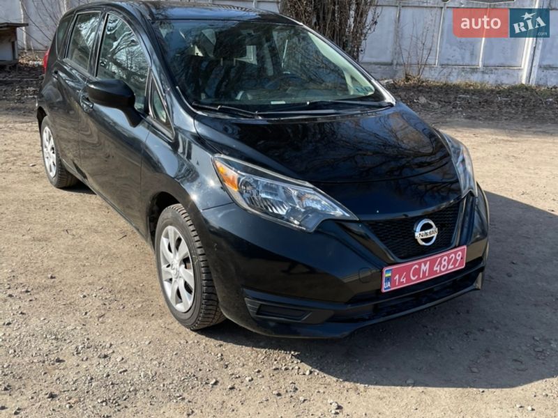 Хэтчбек Nissan Versa Note 2017 в Киеве