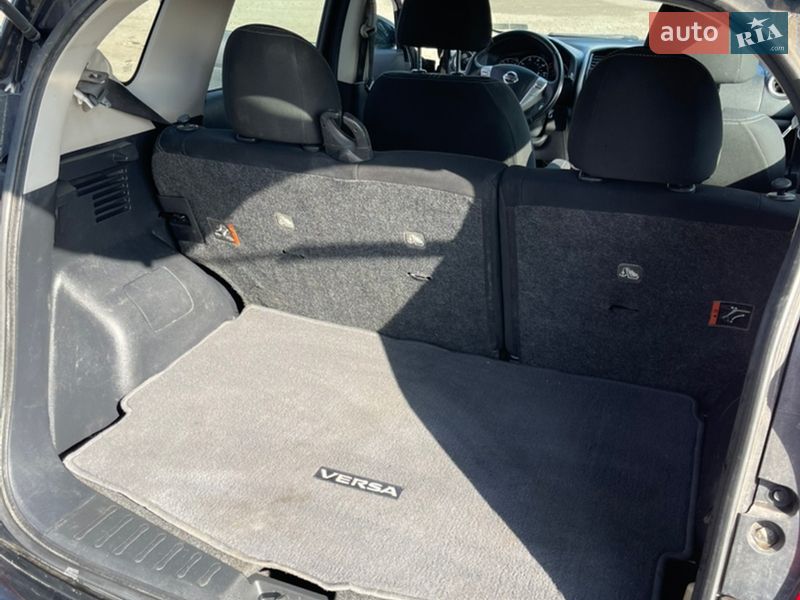 Хэтчбек Nissan Versa Note 2017 в Киеве