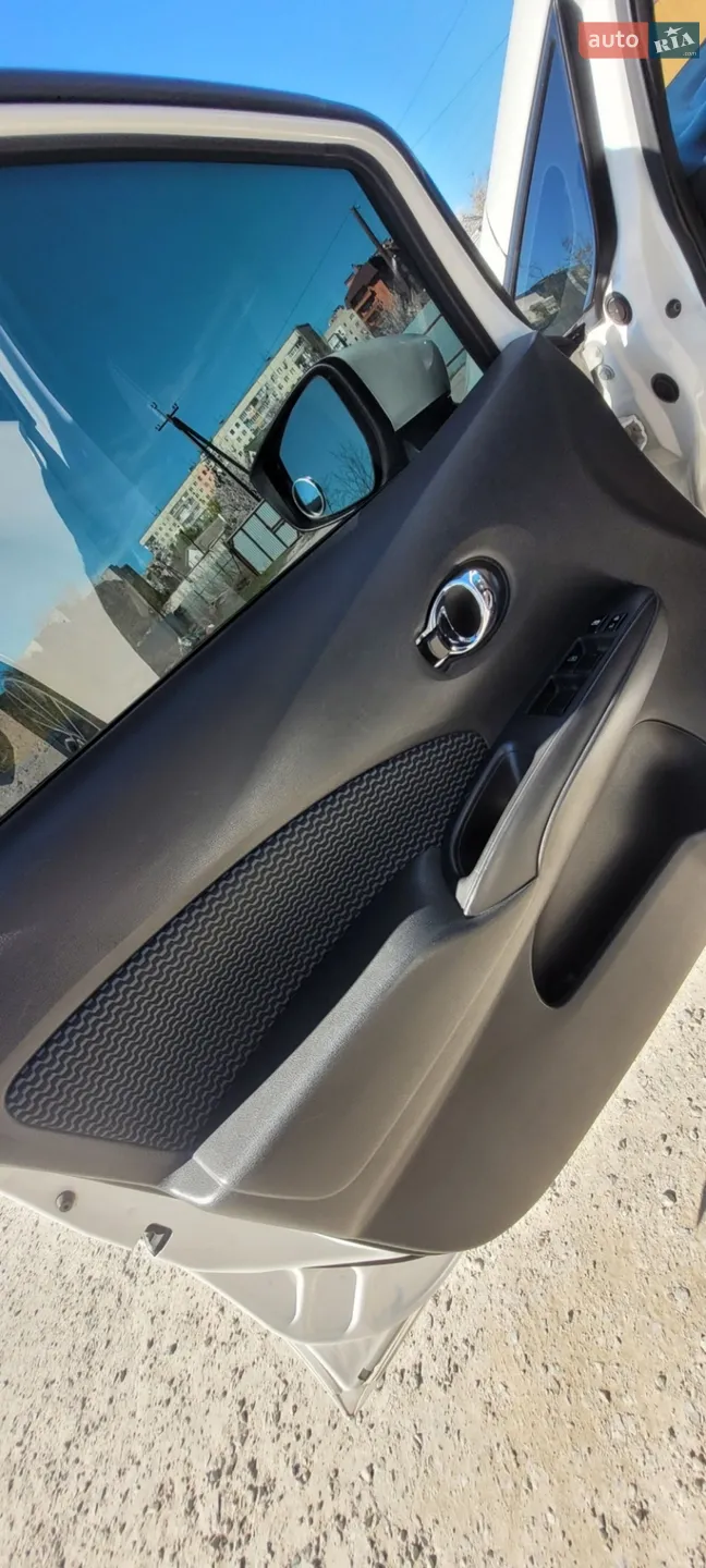 2016 Nissan Versa - мініатюра 17