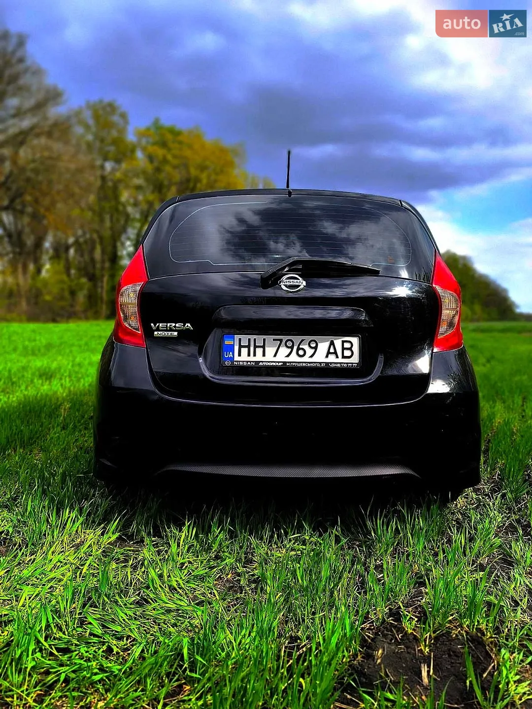 2017 Nissan Versa - мініатюра 10