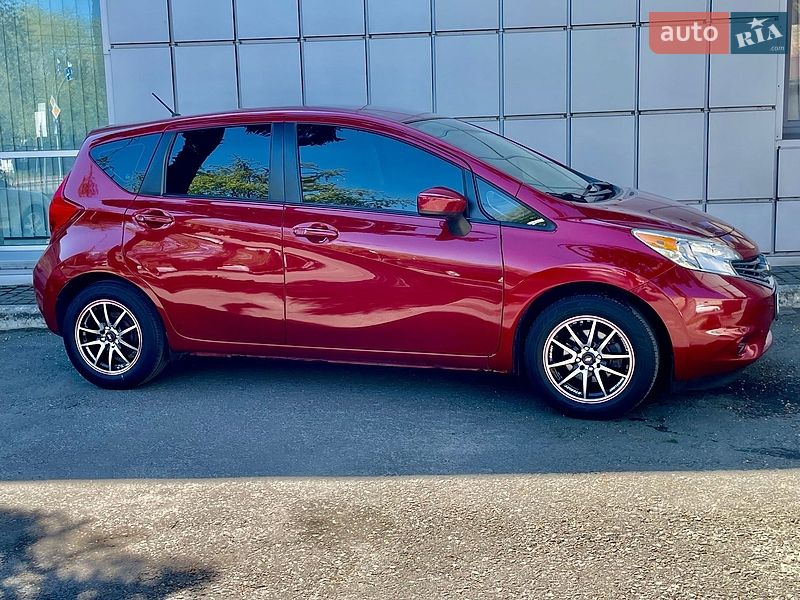 Хэтчбек Nissan Versa Note 2016 в Киеве