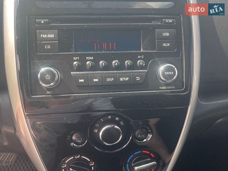 Хетчбек Nissan Versa Note 2014 в Полтаві