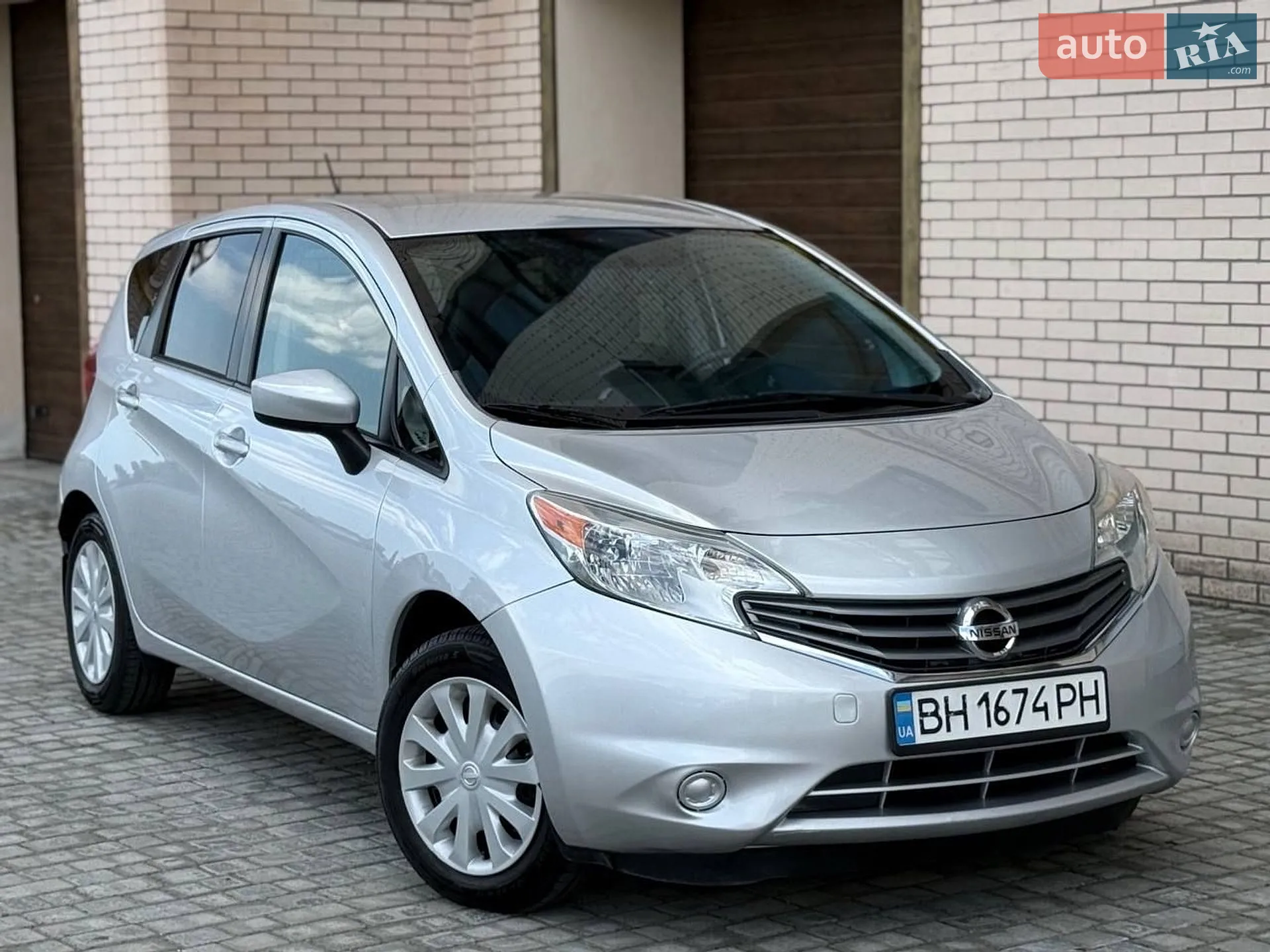 2016 Nissan Versa - мініатюра 2