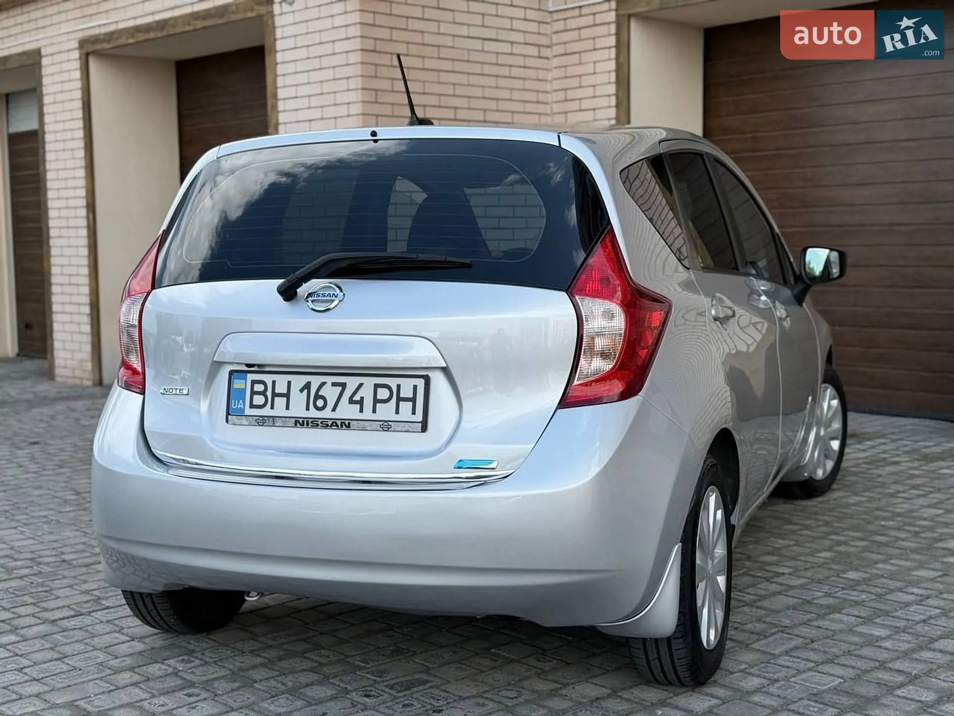 2016 Nissan Versa - мініатюра 11