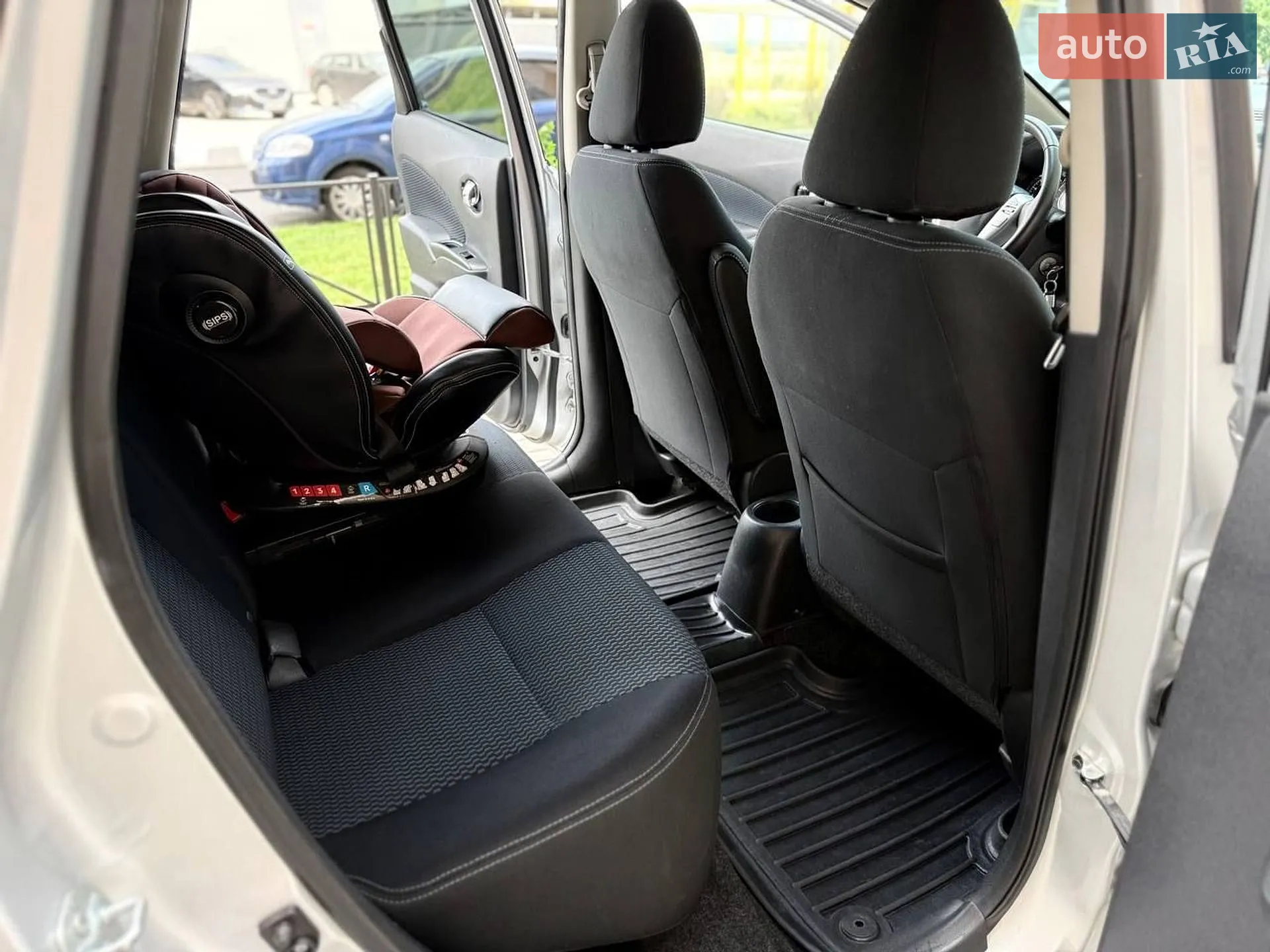 2016 Nissan Versa - мініатюра 24