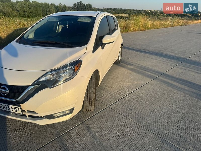 Хэтчбек Nissan Versa Note 2017 в Решетиловке