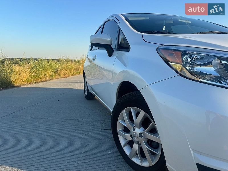 Хэтчбек Nissan Versa Note 2017 в Решетиловке