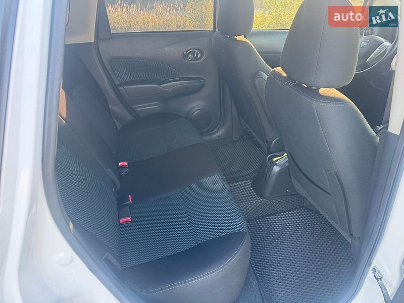 Хэтчбек Nissan Versa Note 2017 в Решетиловке