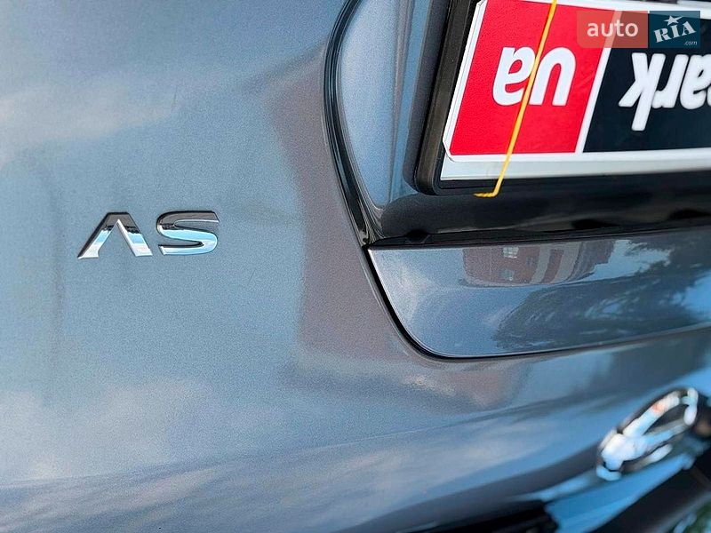 Хэтчбек Nissan Versa Note 2017 в Одессе