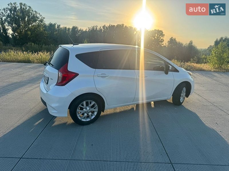 Хэтчбек Nissan Versa Note 2017 в Полтаве