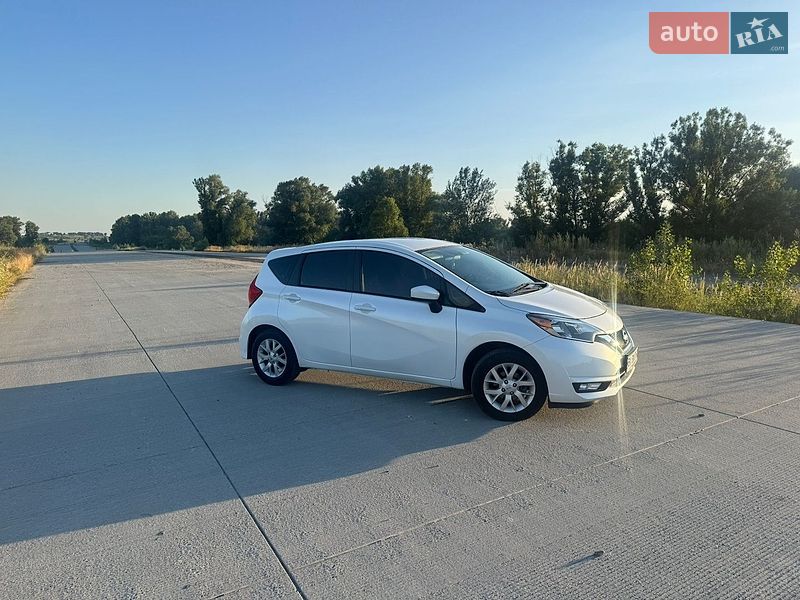 Хэтчбек Nissan Versa Note 2017 в Полтаве