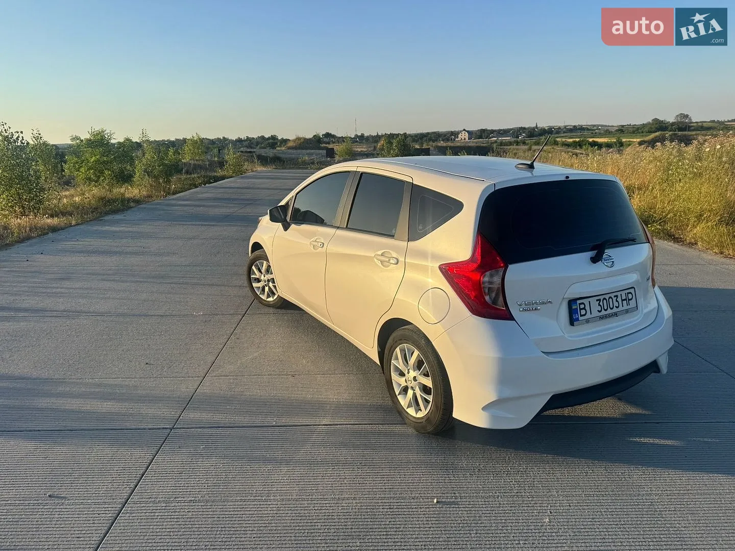 2017 Nissan Versa - мініатюра 15