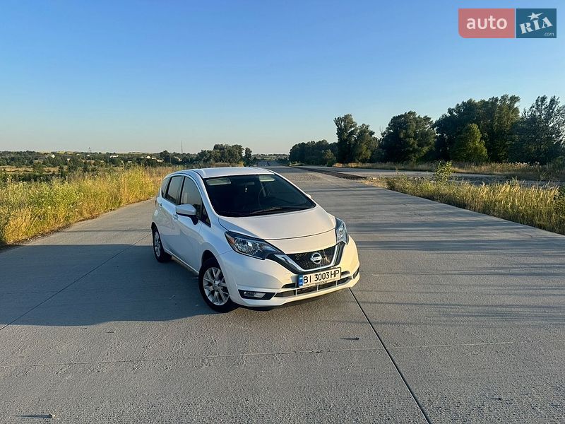 Хэтчбек Nissan Versa Note 2017 в Полтаве
