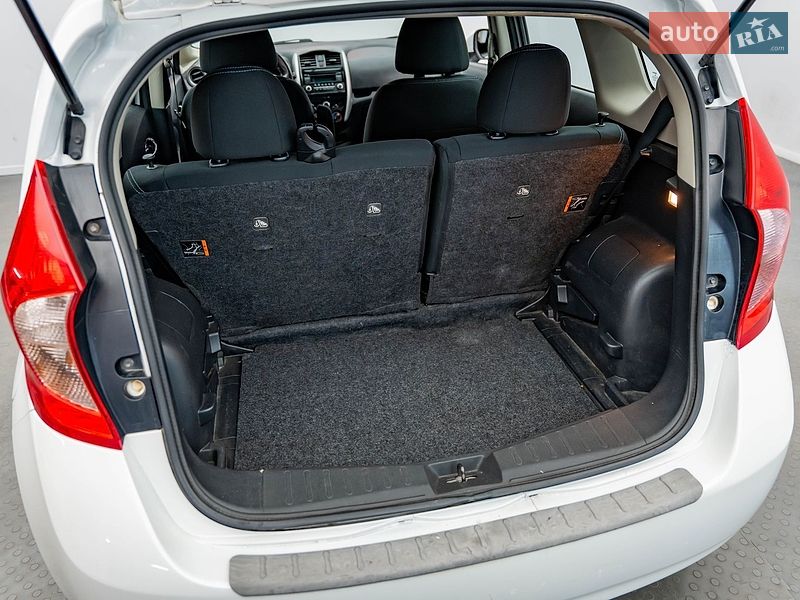 Хэтчбек Nissan Versa Note 2014 в Киеве