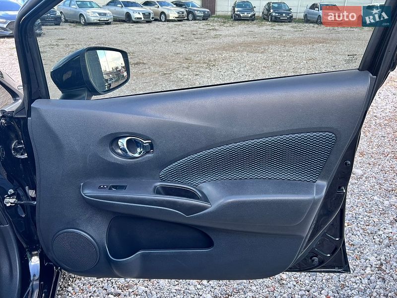Хетчбек Nissan Versa Note 2015 в Харкові