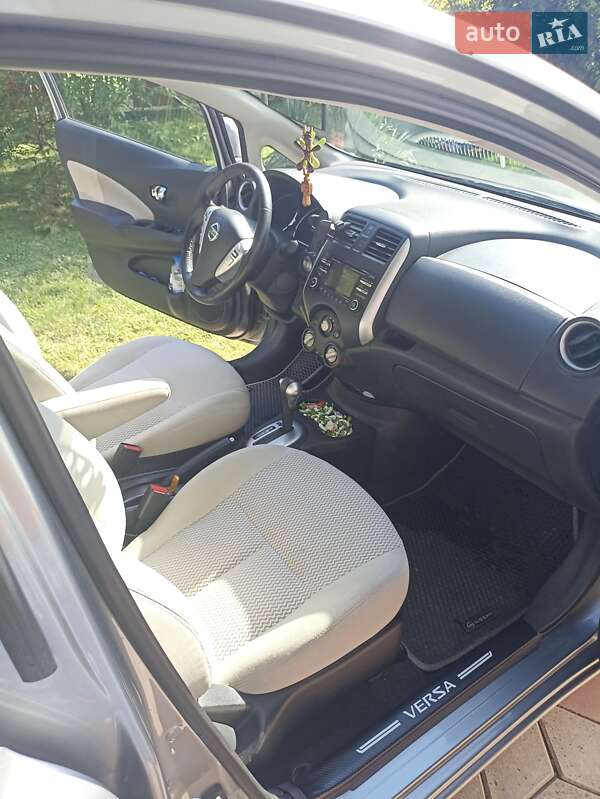Седан Nissan Versa 2013 в Черновцах фото 9 Седан Nissan Versa 2013 в Черновцах