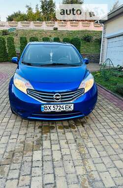 Седан Nissan Versa 2014 в Нетешине