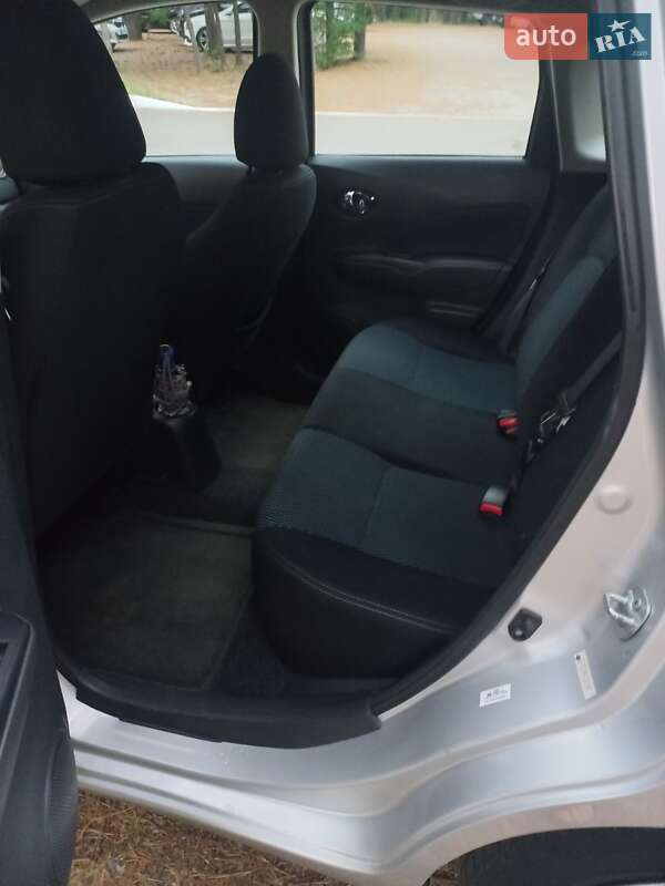 Седан Nissan Versa 2016 в Вышгороде