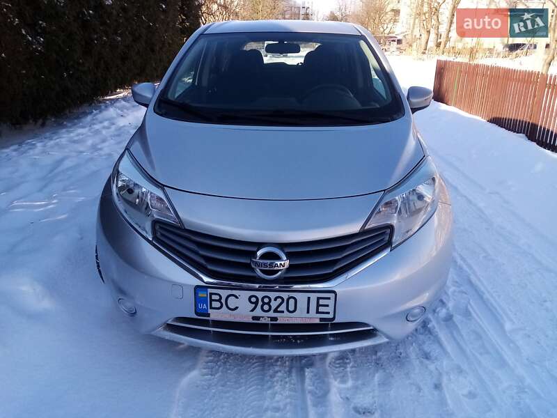 Nissan Versa 2016