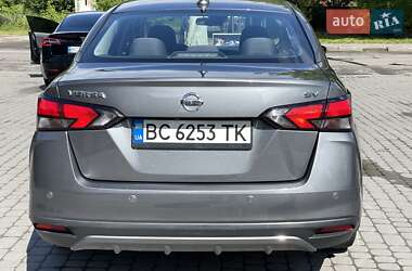 Седан Nissan Versa 2020 в 