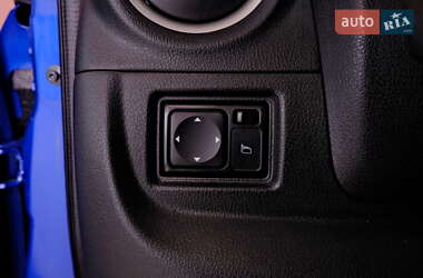 Седан Nissan Versa 2016 в 