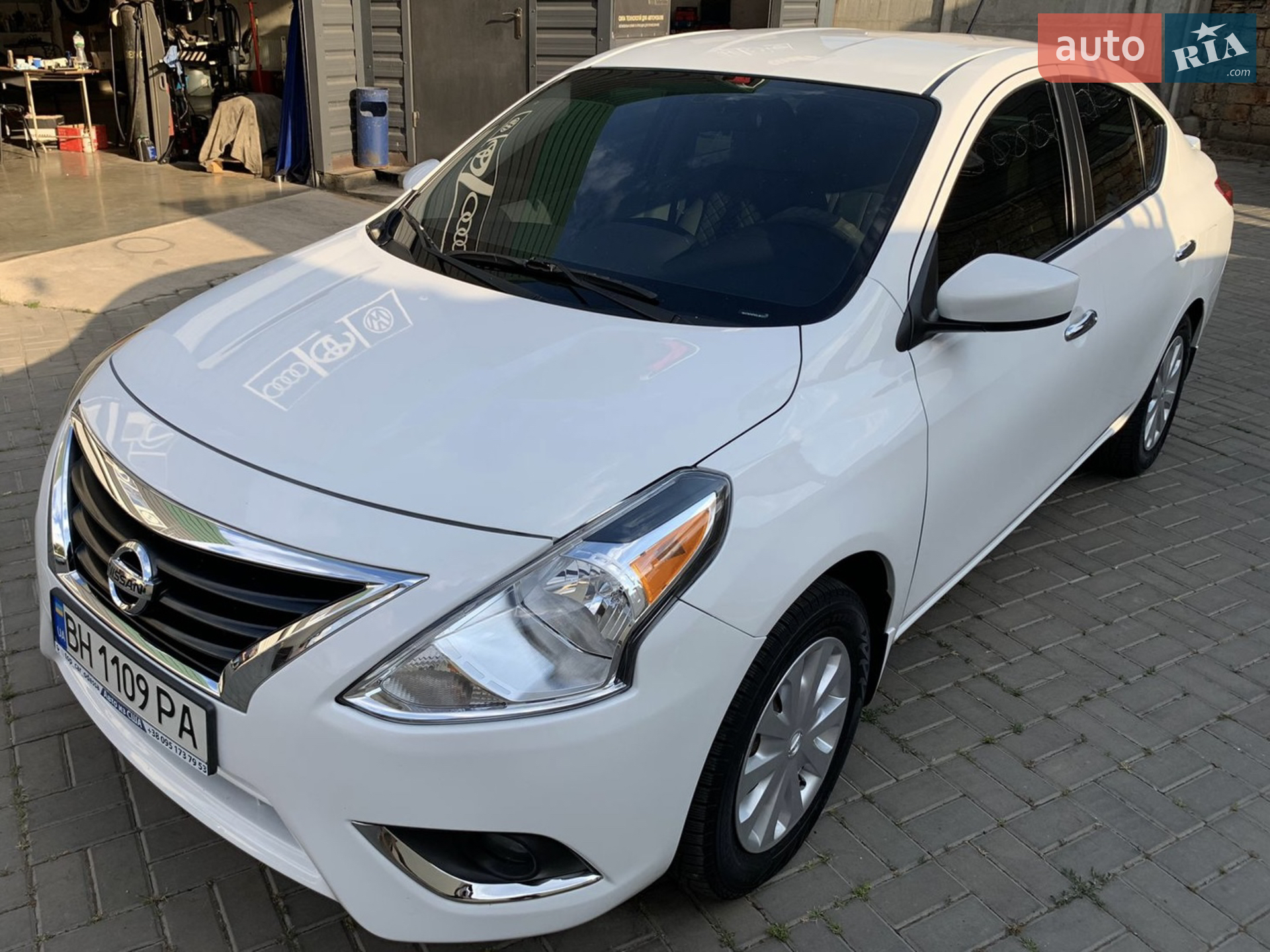 2016 Nissan Versa - мініатюра 4