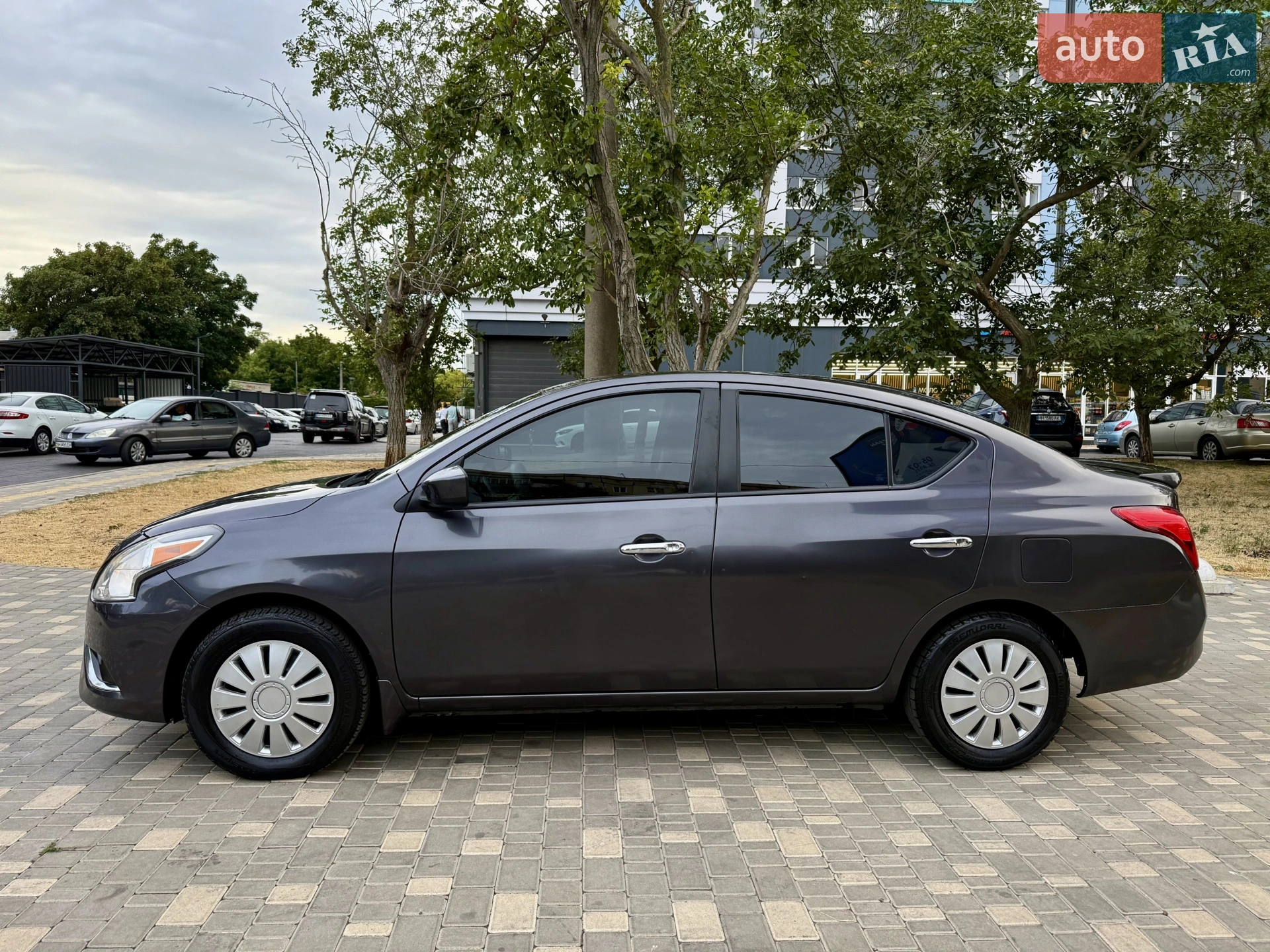 2014 Nissan Versa - мініатюра 3