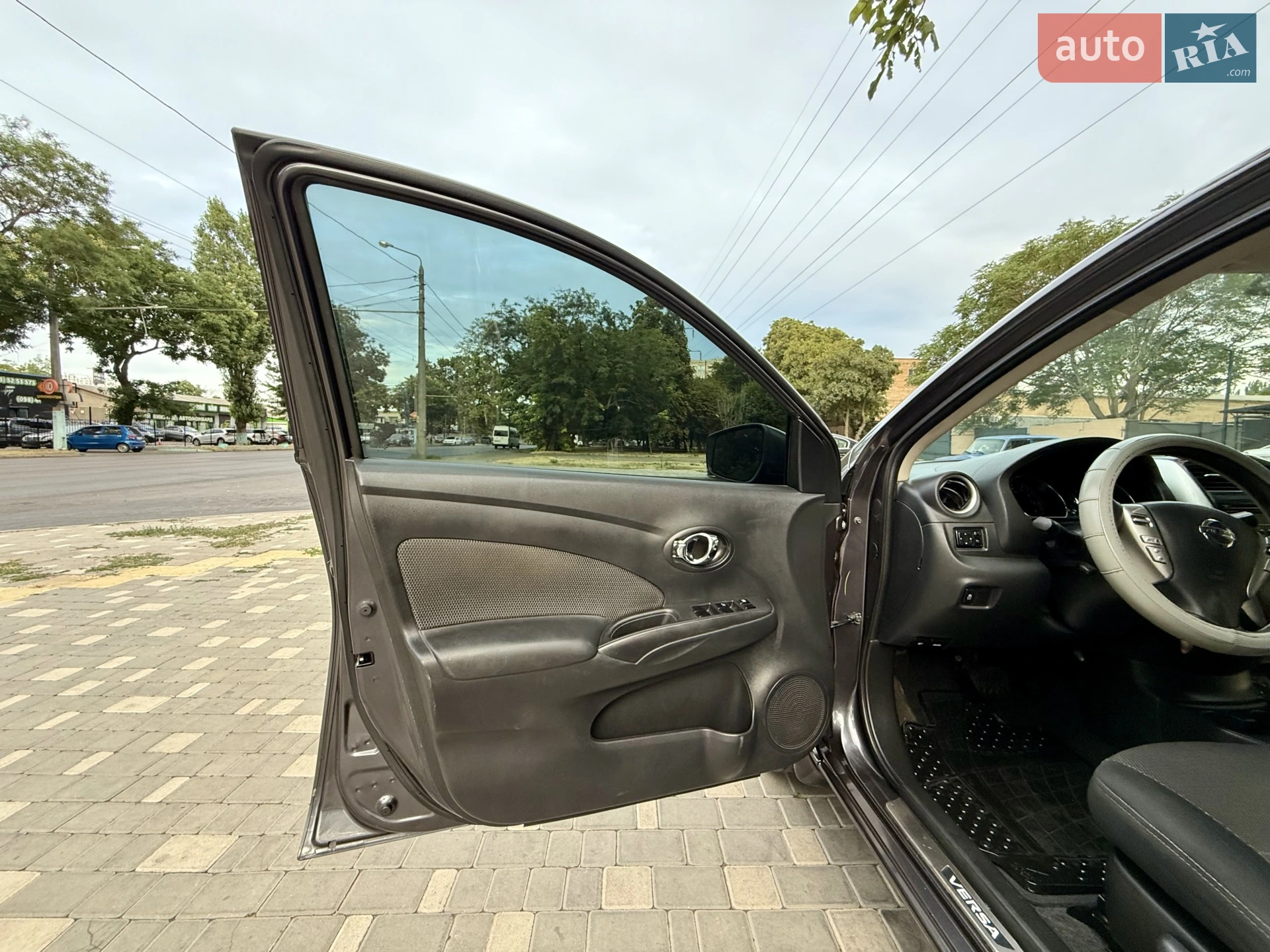 2014 Nissan Versa - мініатюра 30