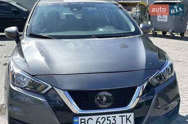 Седан Nissan Versa 2020 в Винниках