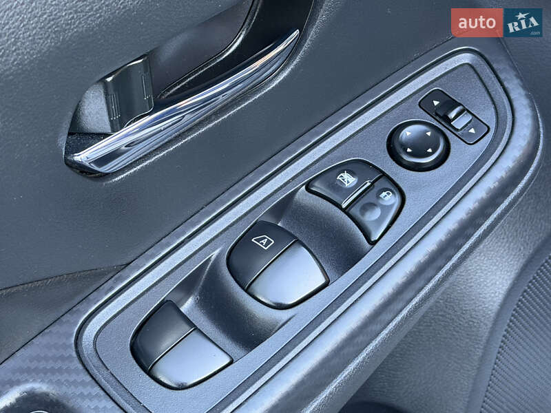 Седан Nissan Versa 2020 в Дрогобыче фото 46 Седан Nissan Versa 2020 в Дрогобыче