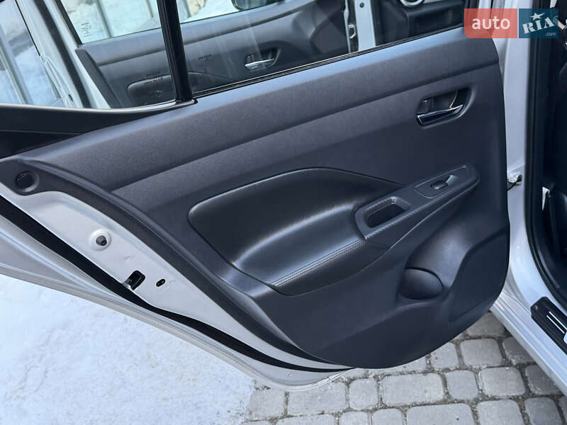 Седан Nissan Versa 2020 в Дрогобыче фото 68 Седан Nissan Versa 2020 в Дрогобыче