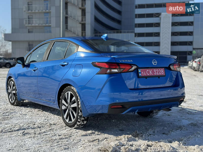 Седан Nissan Versa 2019 в Києві