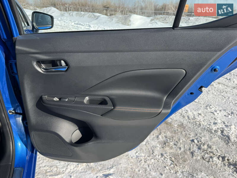 Седан Nissan Versa 2019 в Києві