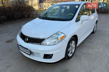 Хетчбек Nissan Versa 2010 в Одесі