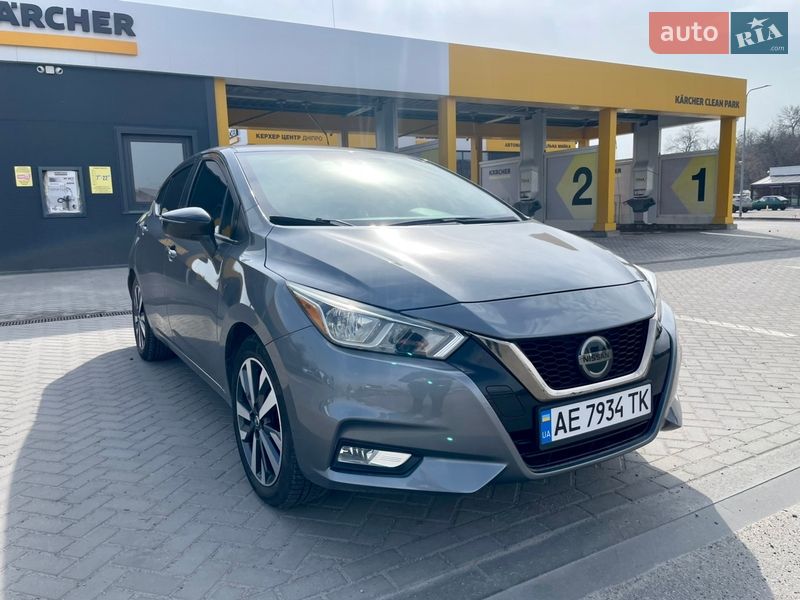 Седан Nissan Versa 2019 в Днепре